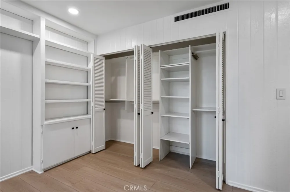 2160 Century Park E #110 Los Angeles, CA 90067