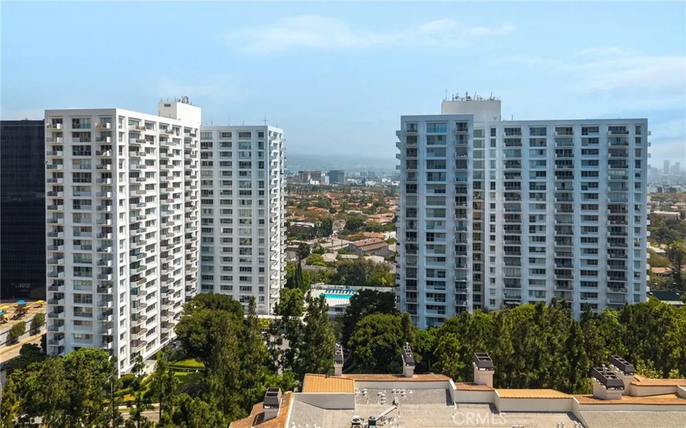 2160 Century Park E #110 Los Angeles, CA 90067