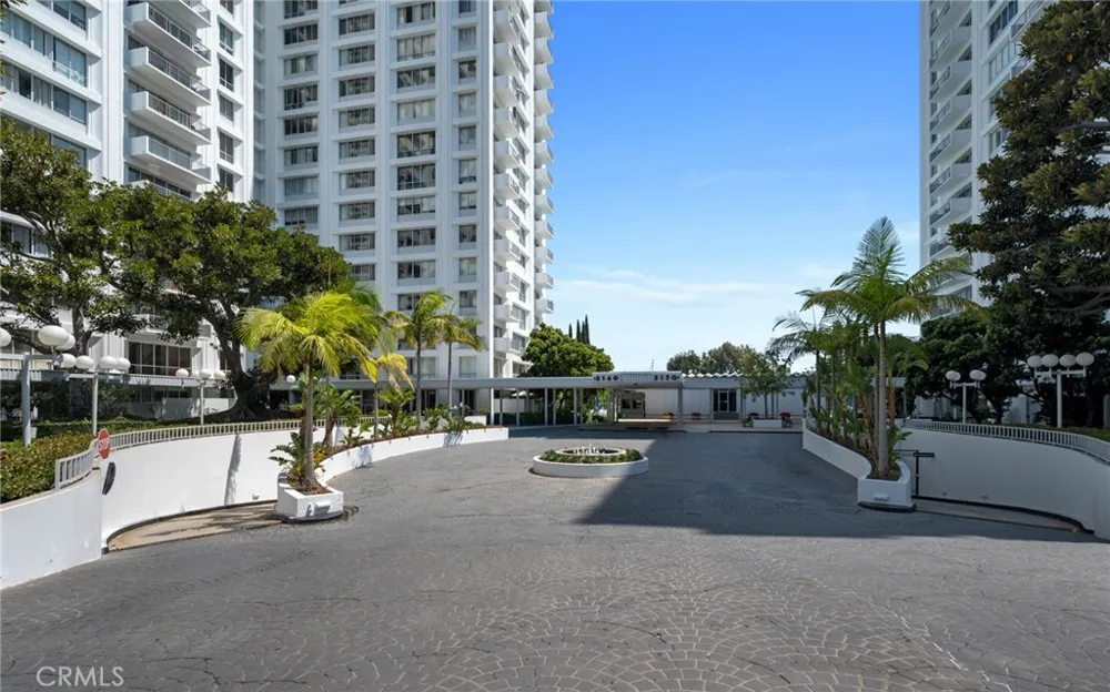 2160 Century Park E #110 Los Angeles, CA 90067