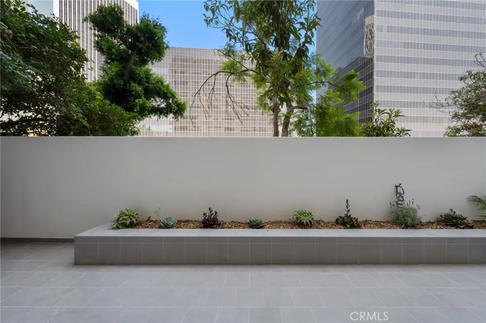 2160 Century Park E #110 Los Angeles, CA 90067