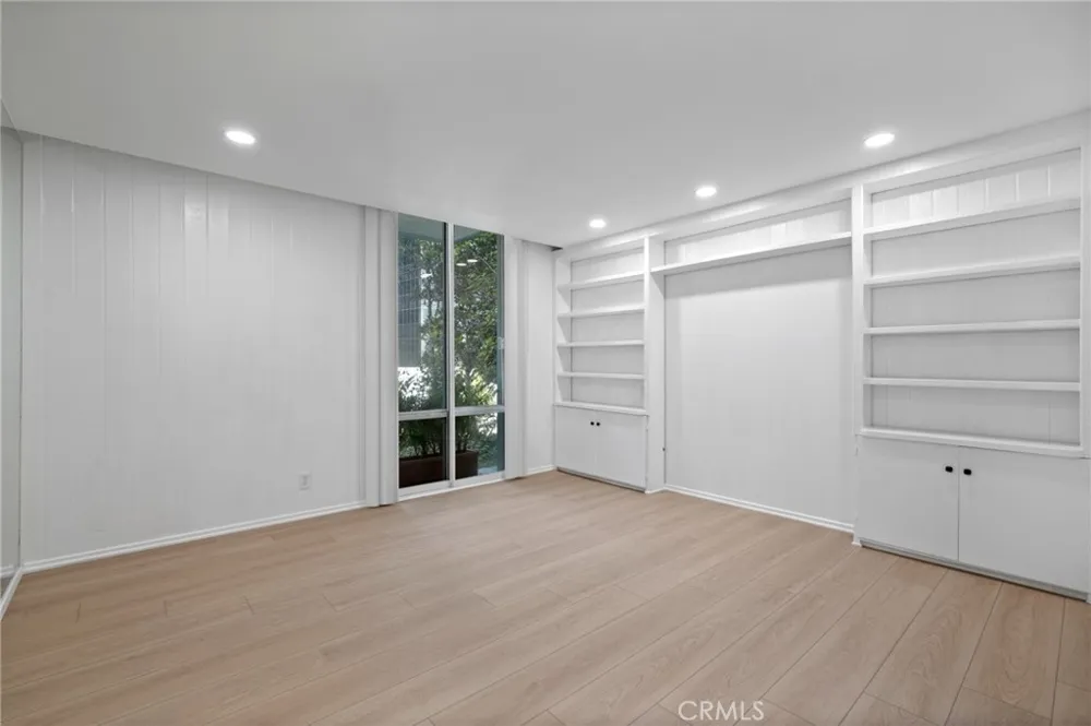 2160 Century Park E #110 Los Angeles, CA 90067