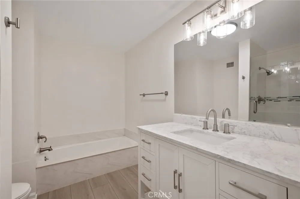 2160 Century Park E #110 Los Angeles, CA 90067