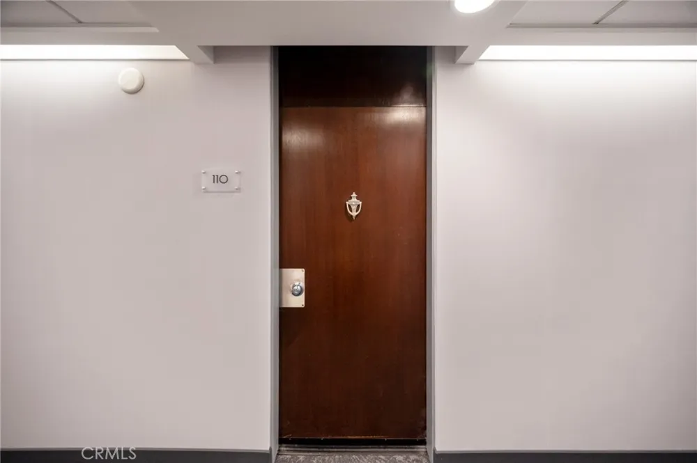 2160 Century Park E #110 Los Angeles, CA 90067