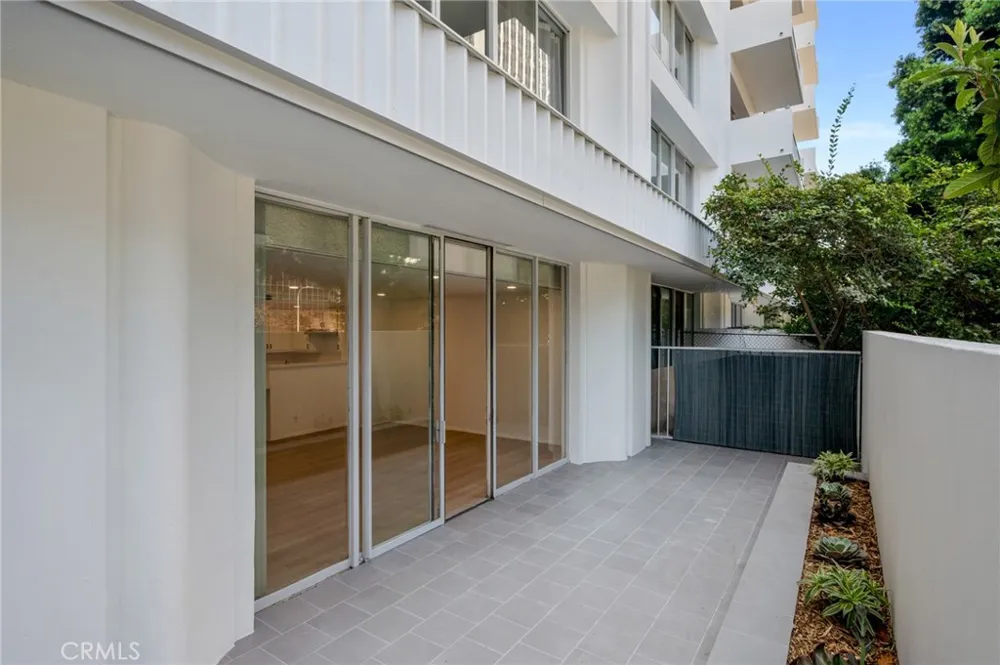2160 Century Park E #110 Los Angeles, CA 90067