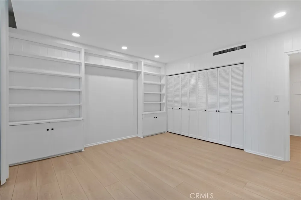 2160 Century Park E #110 Los Angeles, CA 90067