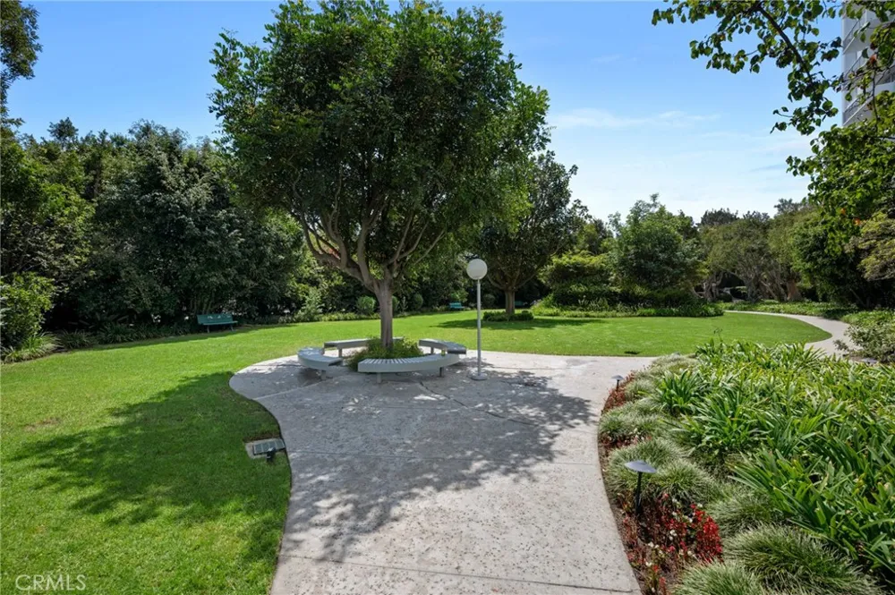 2160 Century Park E #110 Los Angeles, CA 90067