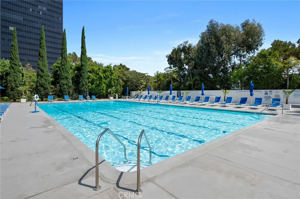 2160 Century Park E #110 Los Angeles, CA 90067