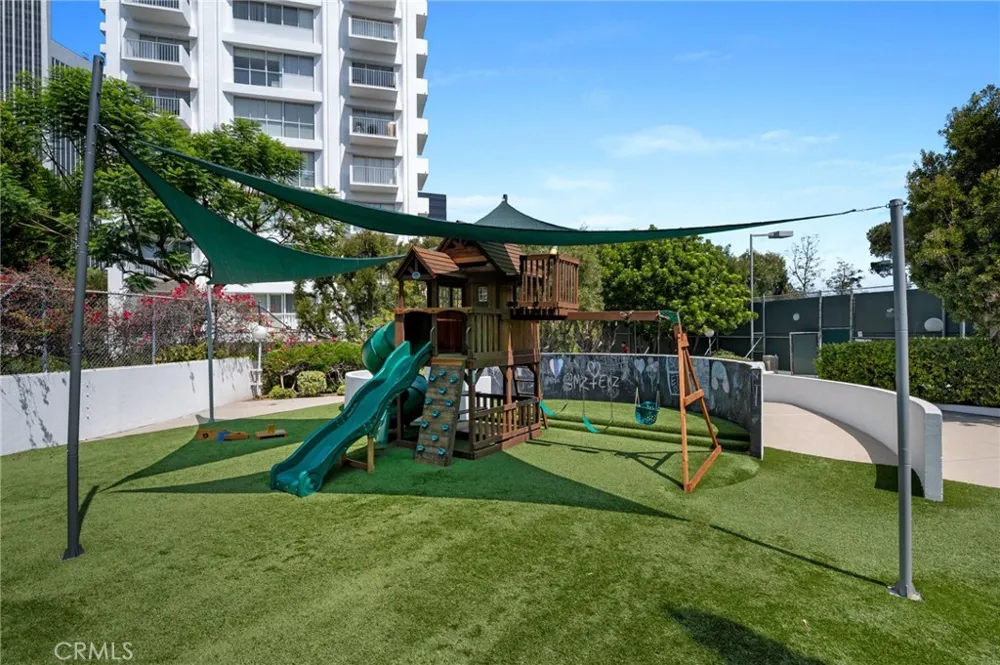 2160 Century Park E #110 Los Angeles, CA 90067