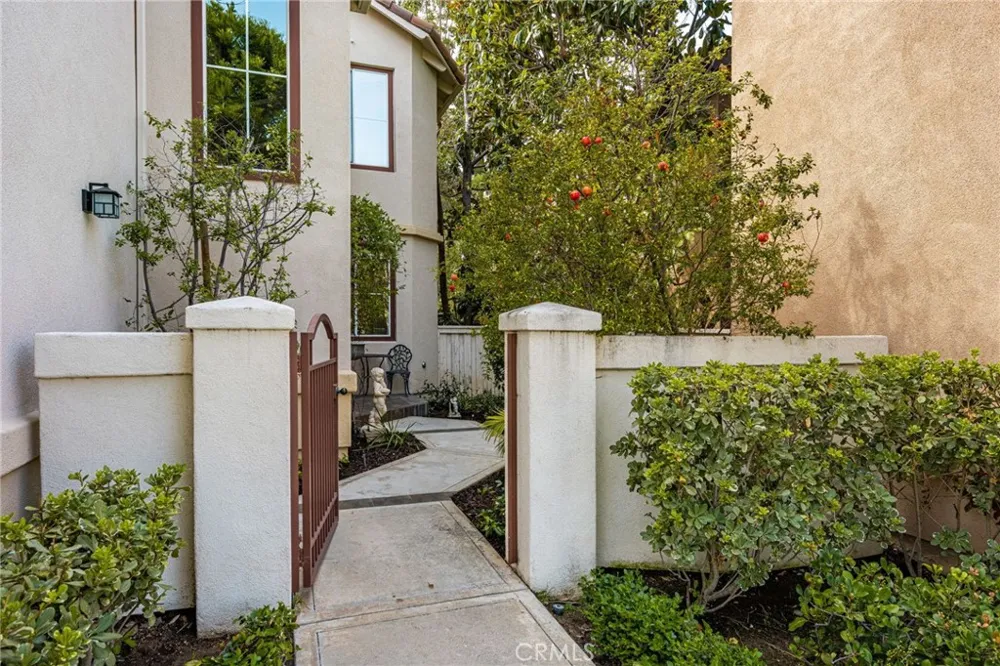 12088 Morrow Tustin, CA 92782