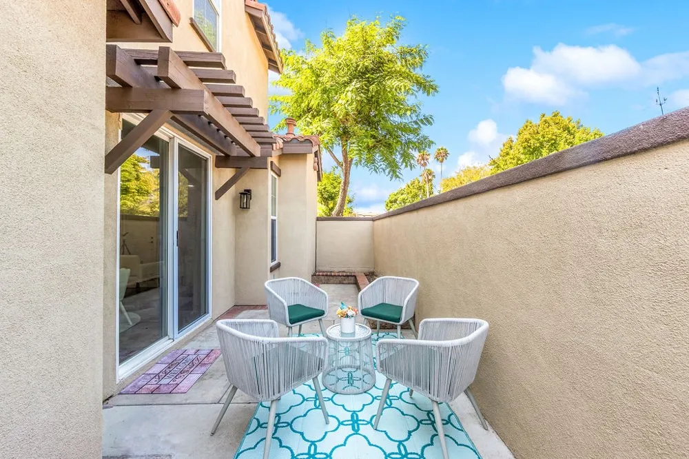 11409 Toscana Circle Stanton, CA 90680