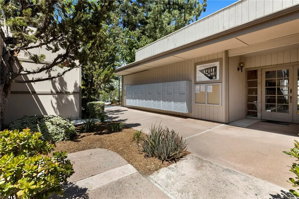 3046 Associated Road #44 Fullerton, CA 92835