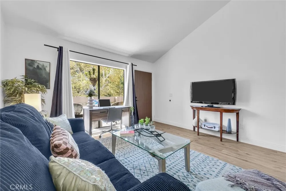 3062 Associated #10 Fullerton, CA 92835
