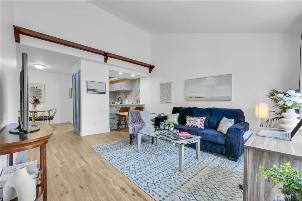 3062 Associated #10 Fullerton, CA 92835