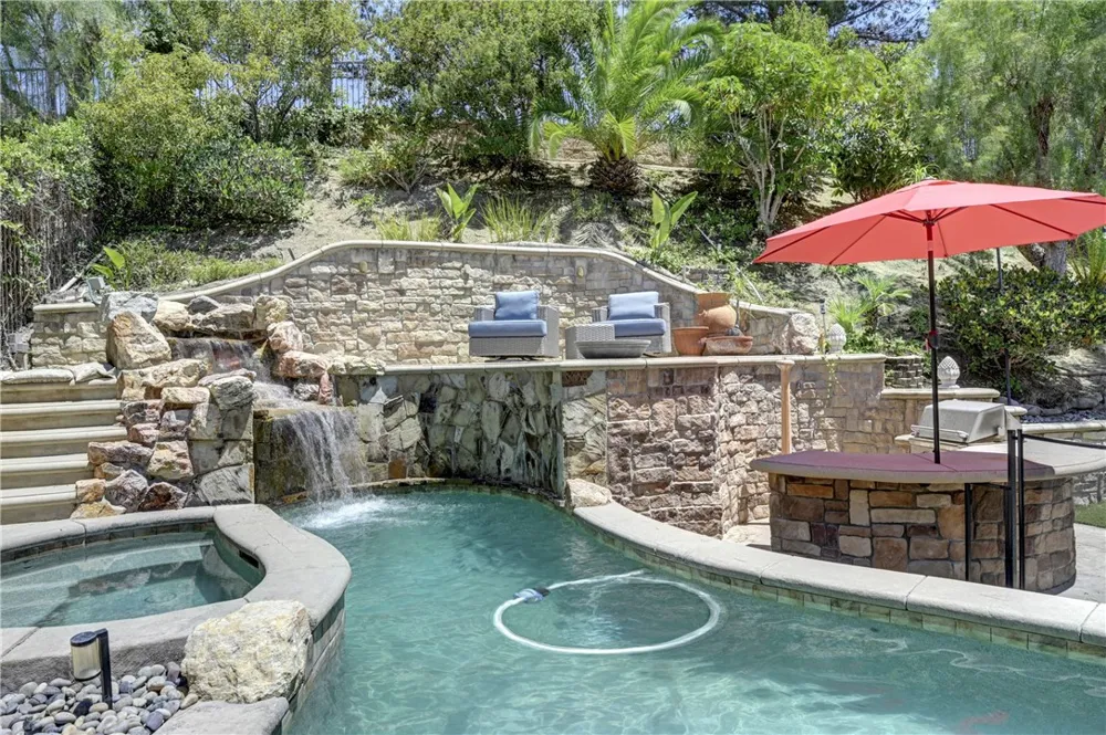 6781 E Boscana Court Orange, CA 92867