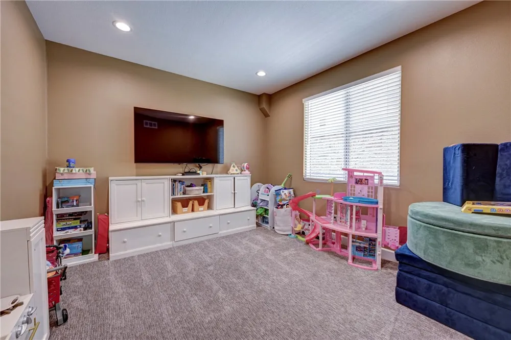 6781 E Boscana Court Orange, CA 92867