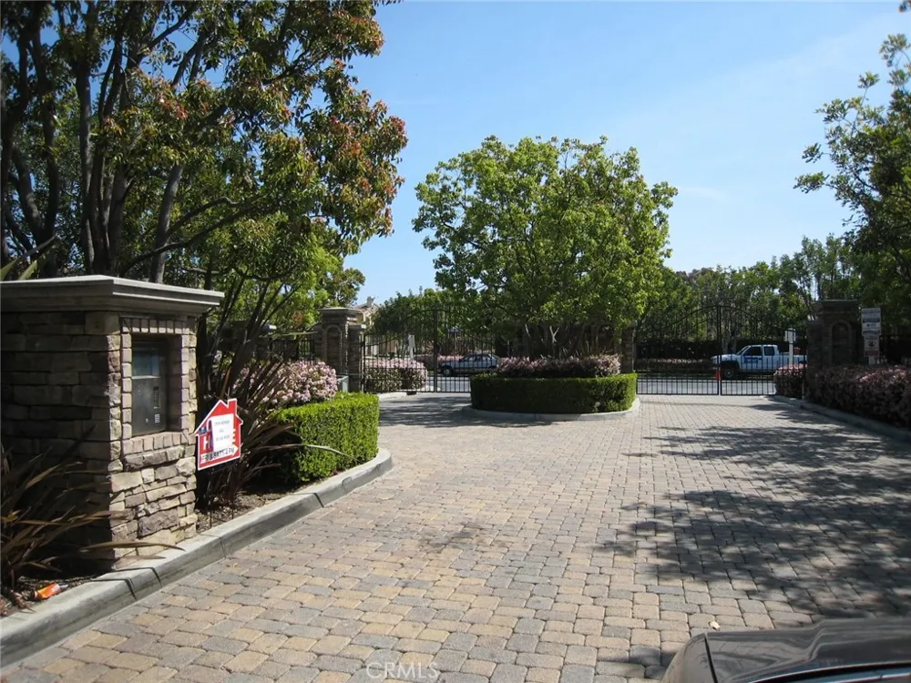 3351 Via Merano Costa Mesa, CA 92626