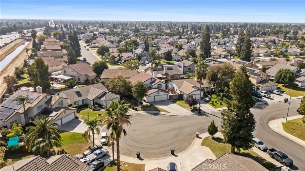 9711 Touchstone Bakersfield, CA 93311