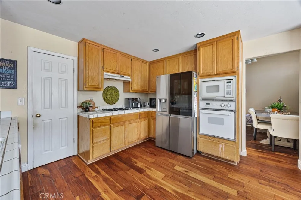 9711 Touchstone Bakersfield, CA 93311