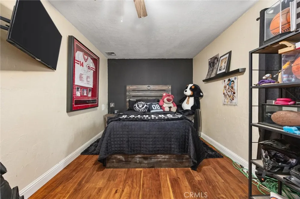 9711 Touchstone Bakersfield, CA 93311