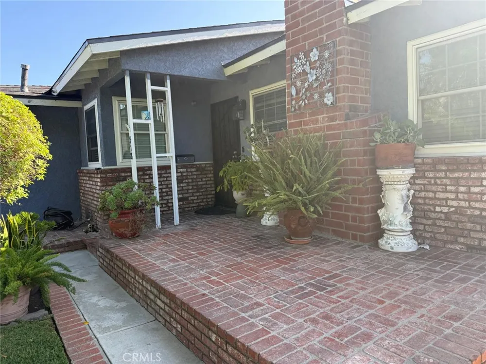 918 S Texella Court Anaheim, CA 92804