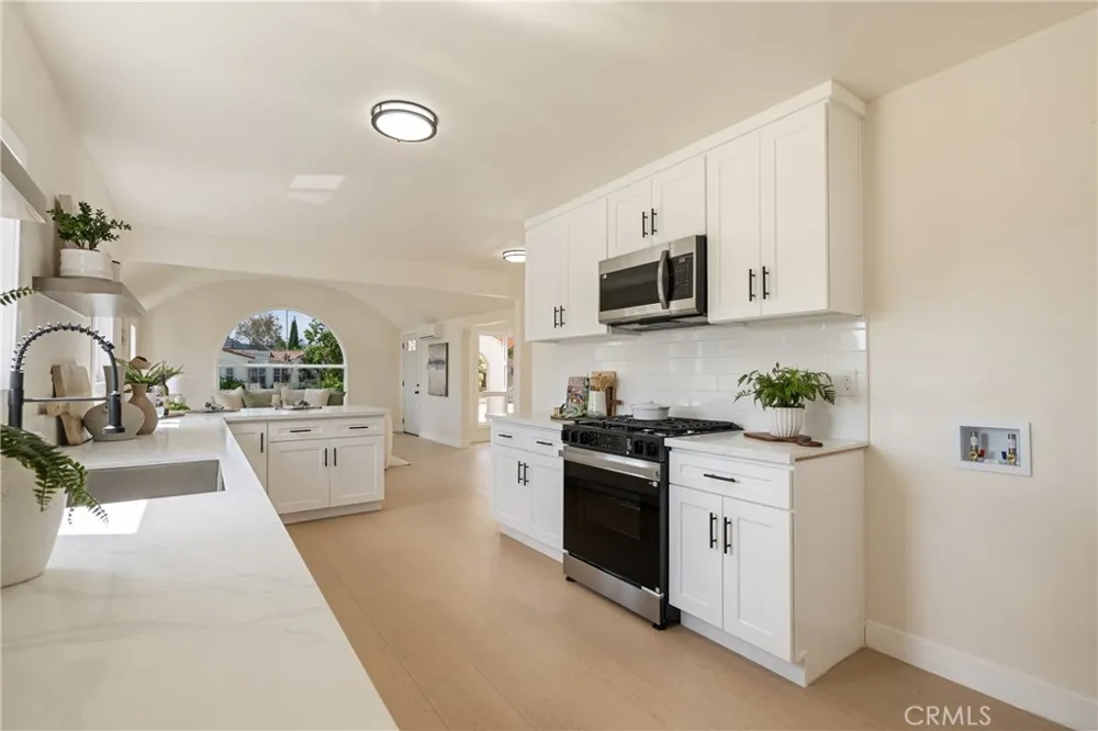 3501 W 59th Los Angeles, CA 90043