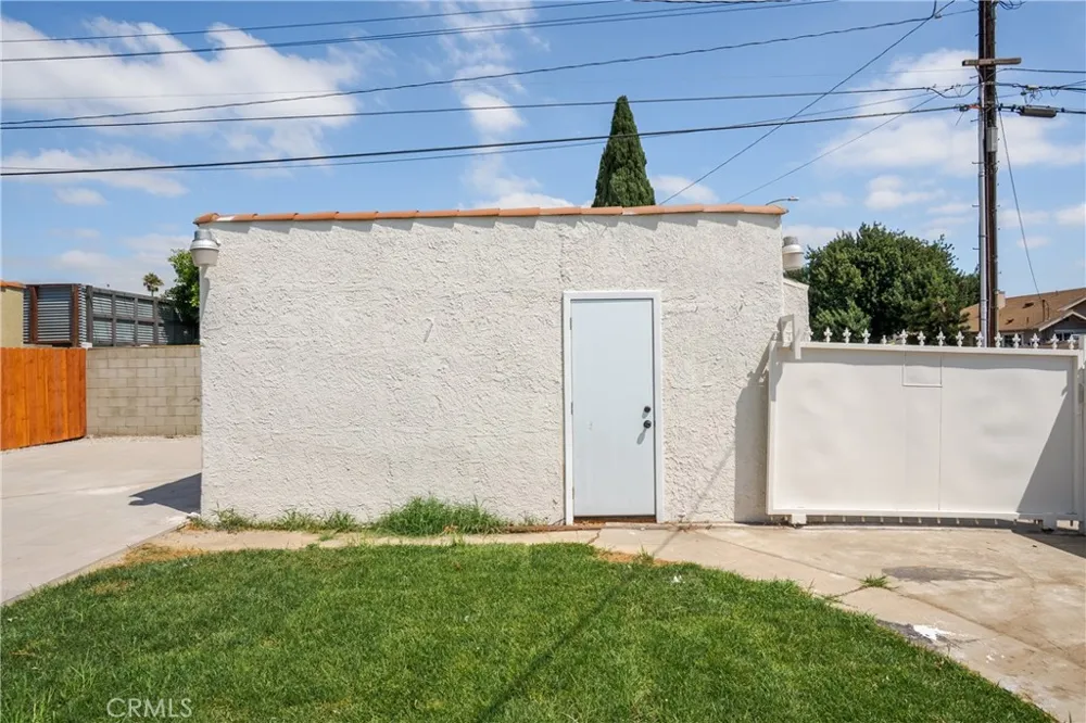 3501 W 59th Los Angeles, CA 90043