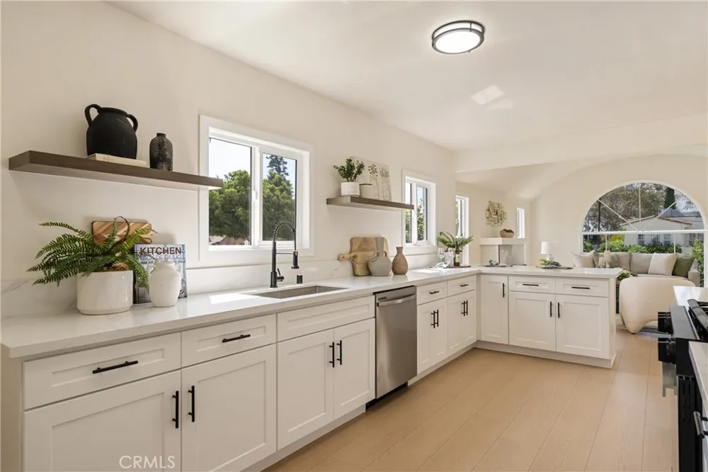 3501 W 59th Los Angeles, CA 90043