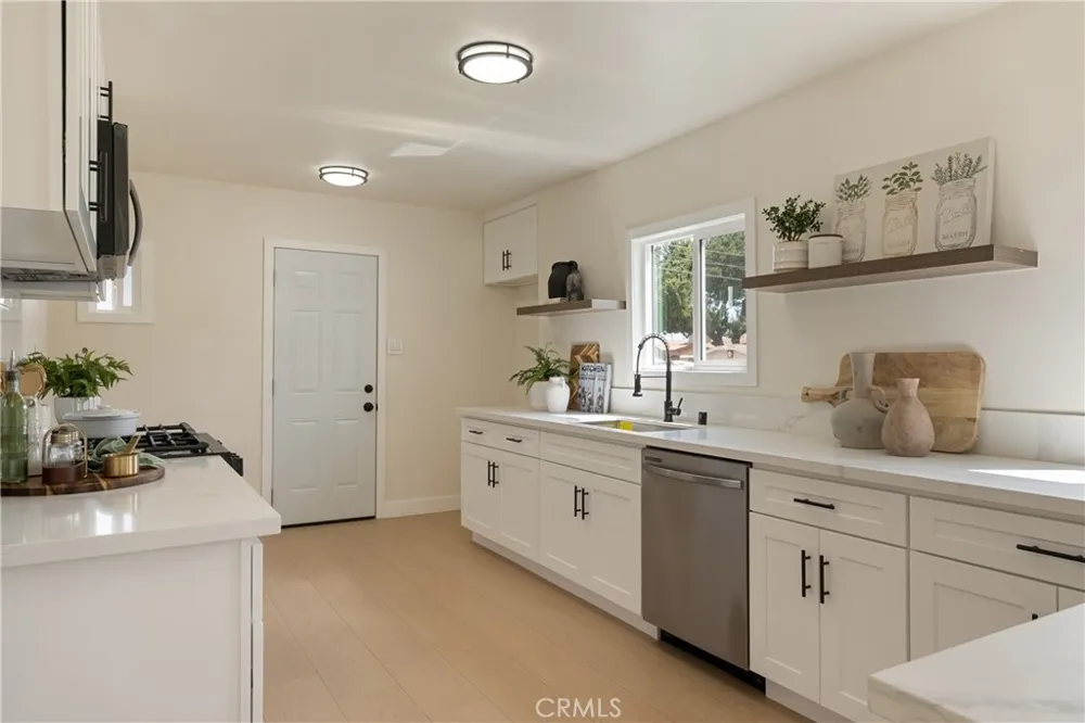 3501 W 59th Los Angeles, CA 90043
