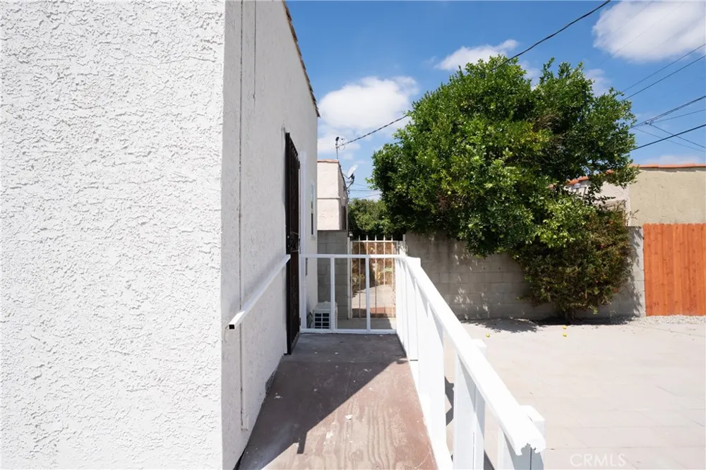 3501 W 59th Los Angeles, CA 90043