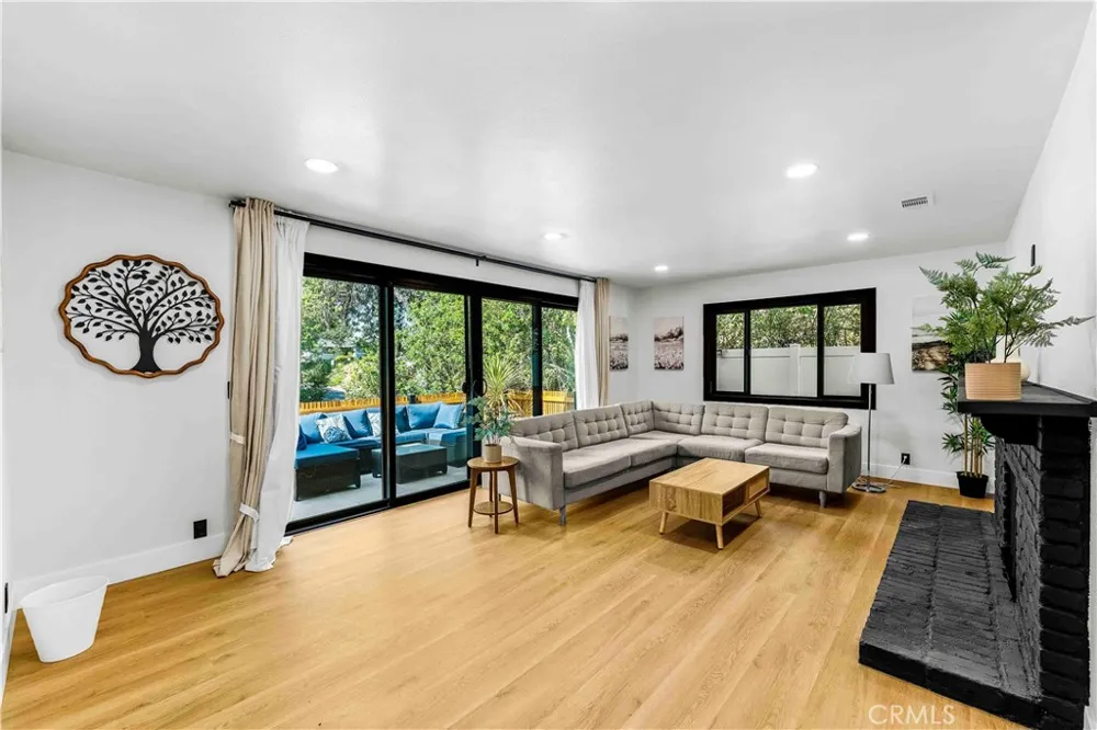 3059 Butterfield Orange, CA 92865