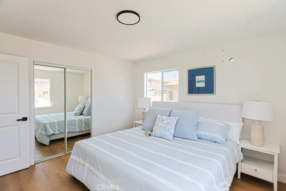 8741 JENNRICH AVE Westminster, CA 92683
