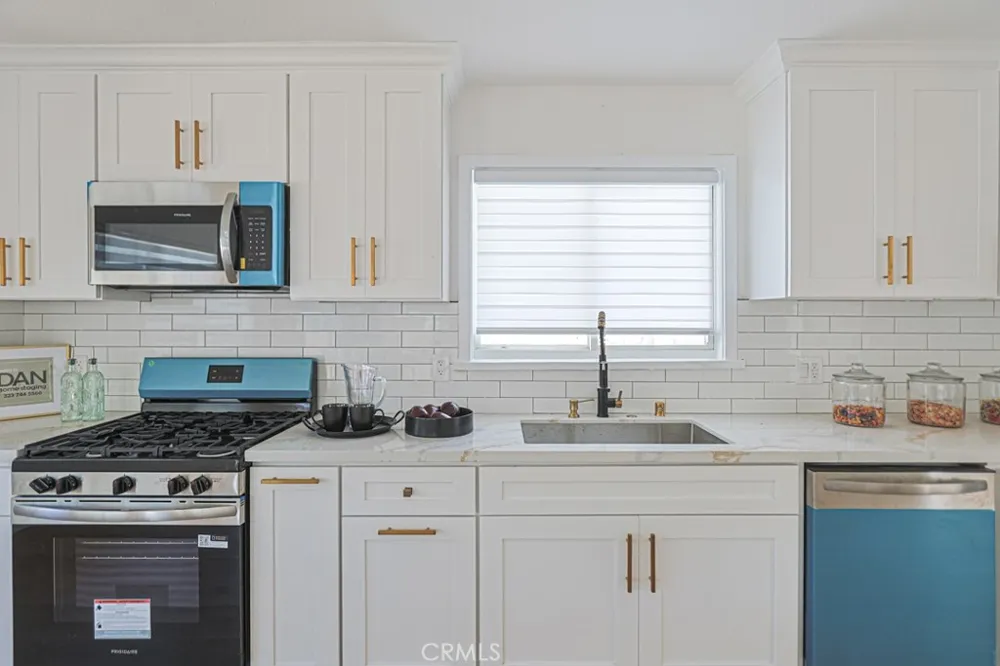 8741 JENNRICH AVE Westminster, CA 92683