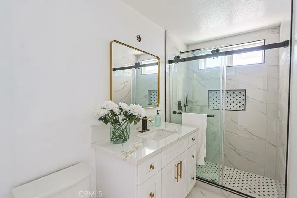 8741 JENNRICH AVE Westminster, CA 92683
