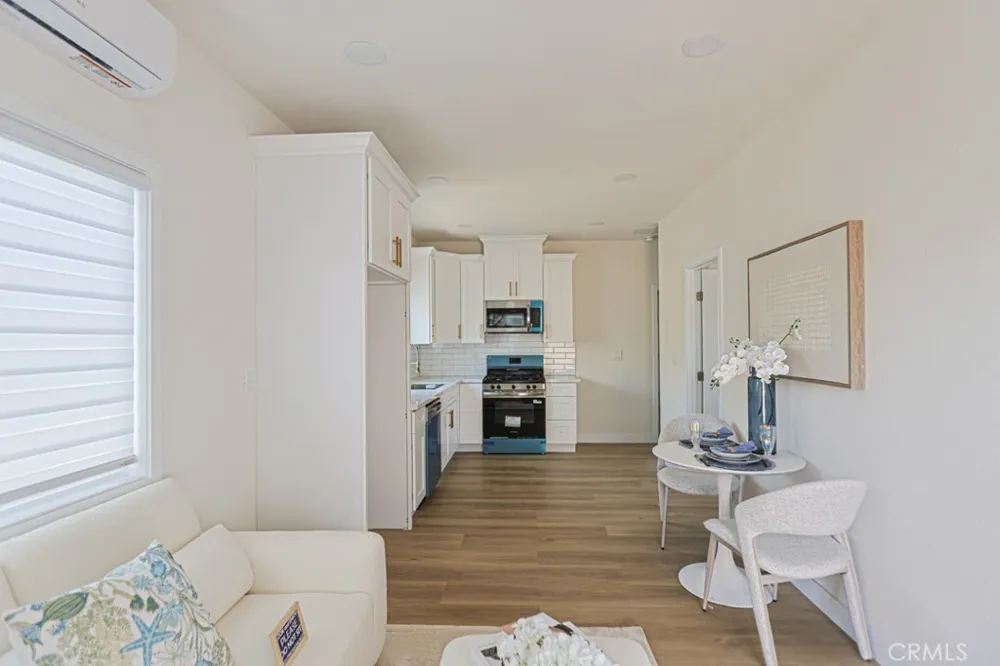 8741 JENNRICH AVE Westminster, CA 92683