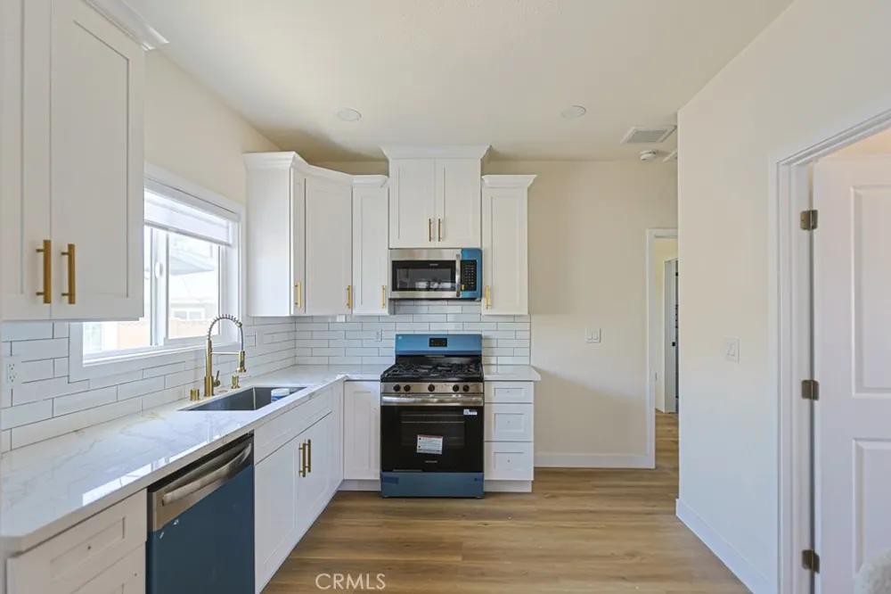 8741 JENNRICH AVE Westminster, CA 92683