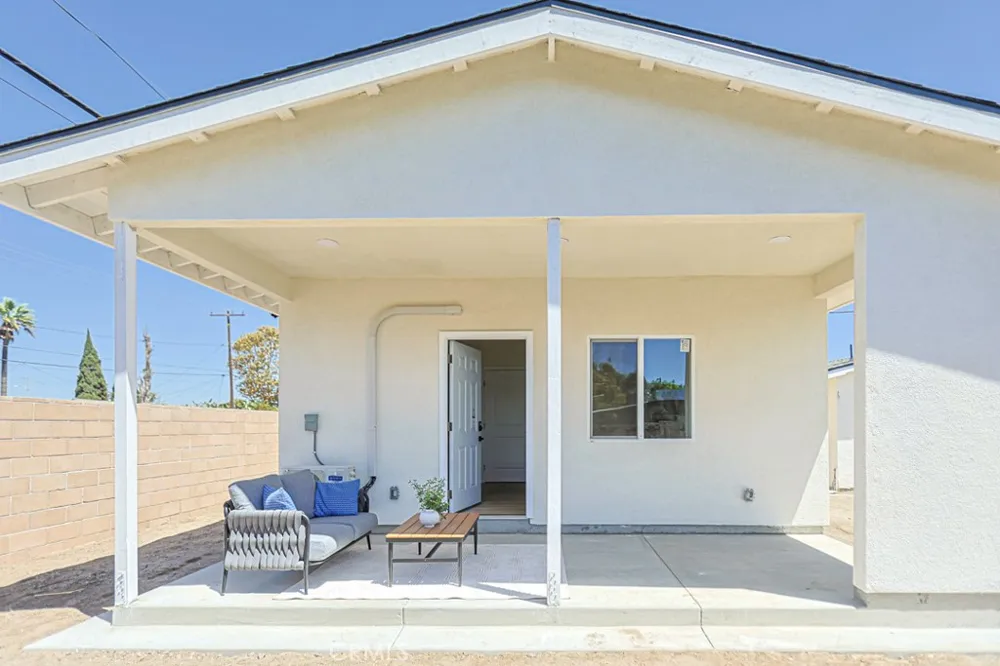 8741 JENNRICH AVE Westminster, CA 92683