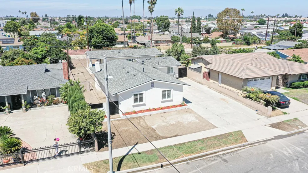 8741 JENNRICH AVE Westminster, CA 92683