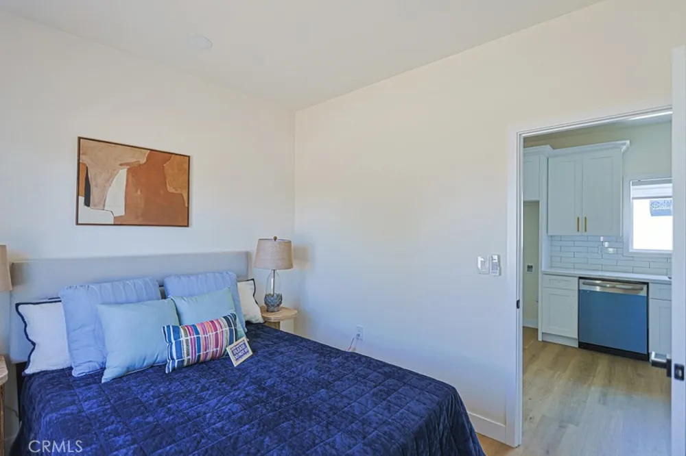 8741 JENNRICH AVE Westminster, CA 92683