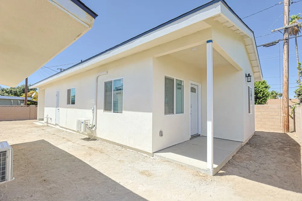 8741 JENNRICH AVE Westminster, CA 92683