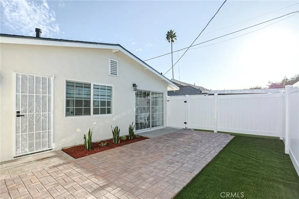 8741 JENNRICH AVE Westminster, CA 92683