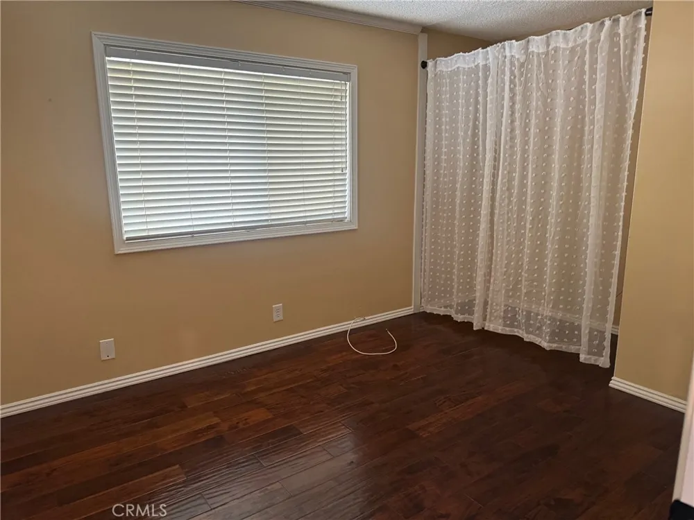 6402 Cantiles Cypress, CA 90630
