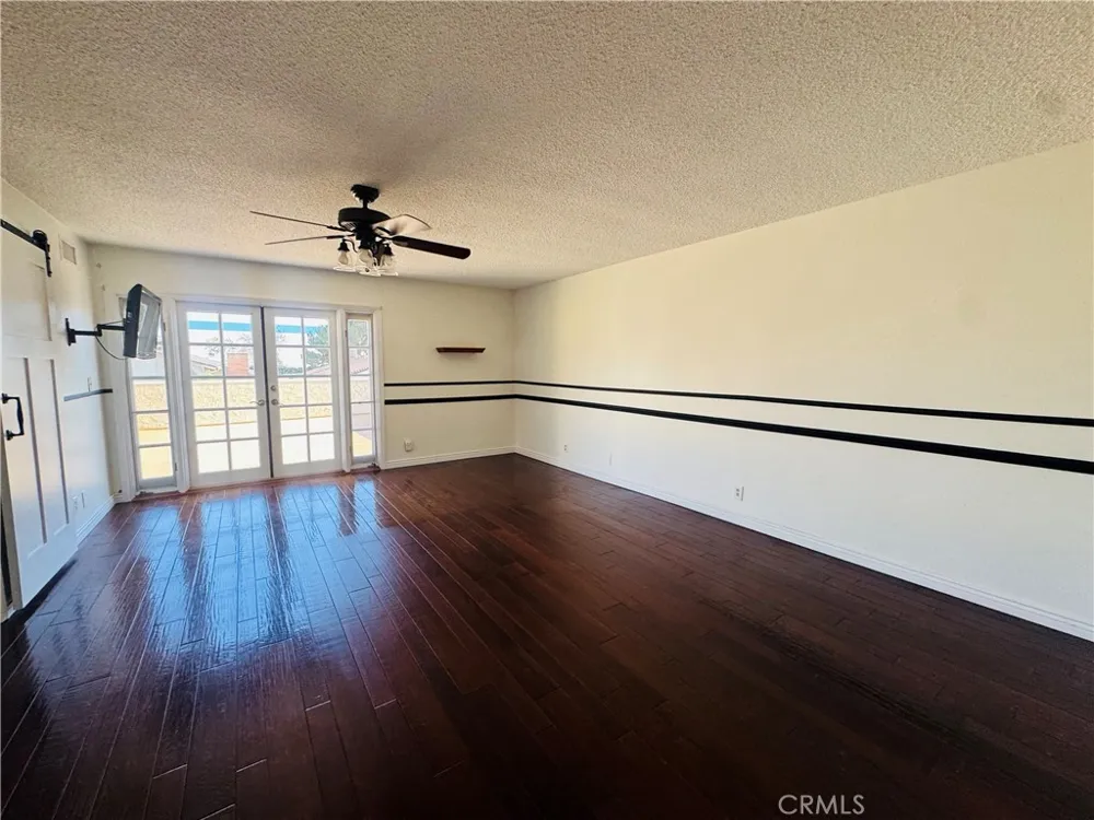 6402 Cantiles Cypress, CA 90630