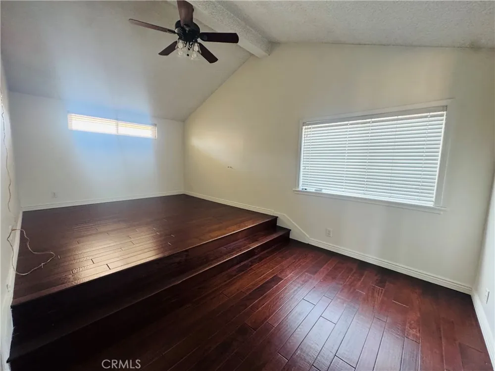 6402 Cantiles Cypress, CA 90630