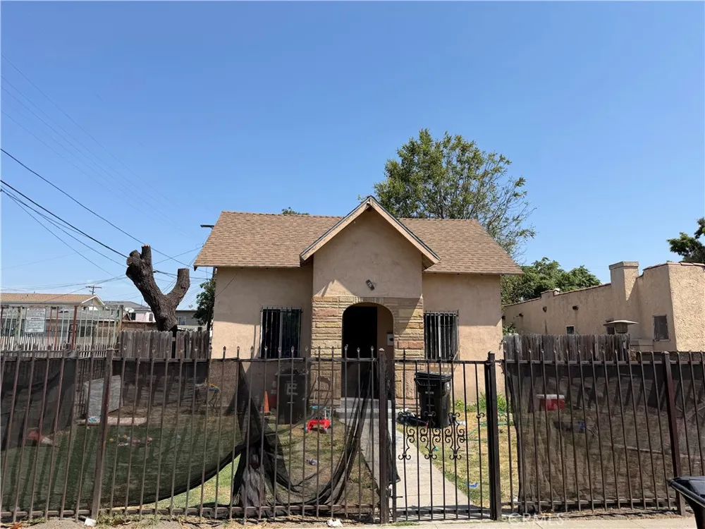 315 E 91st Los Angeles, CA 90003