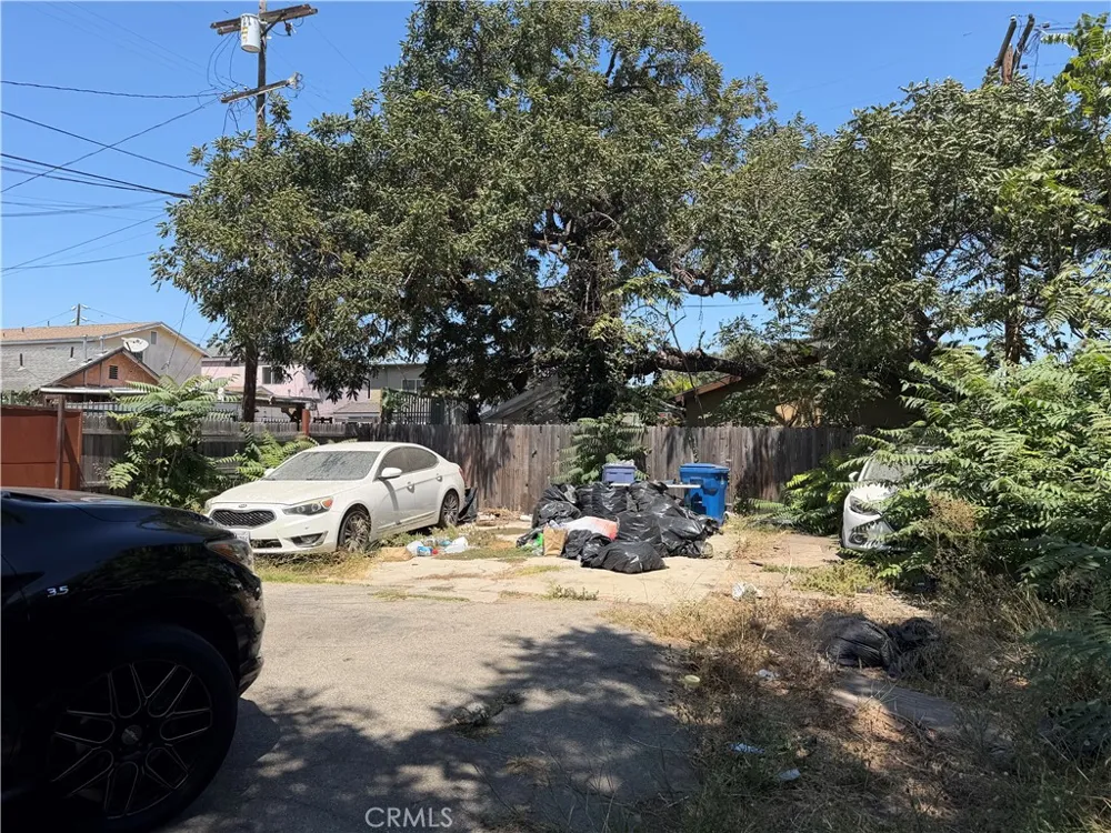315 E 91st Los Angeles, CA 90003