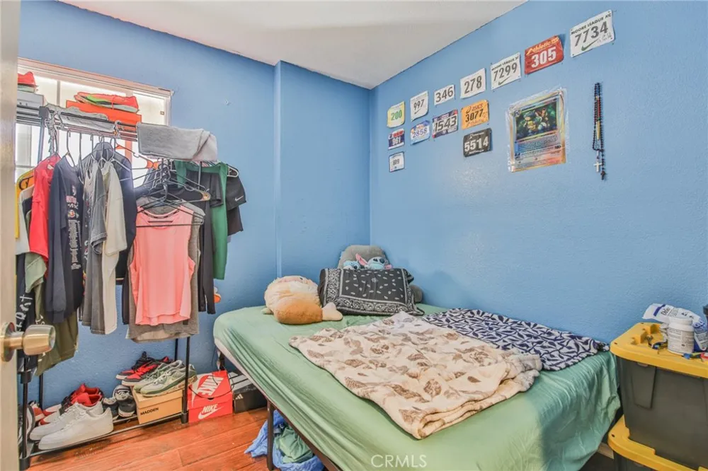 1709 E Luray Street Long Beach, CA 90807