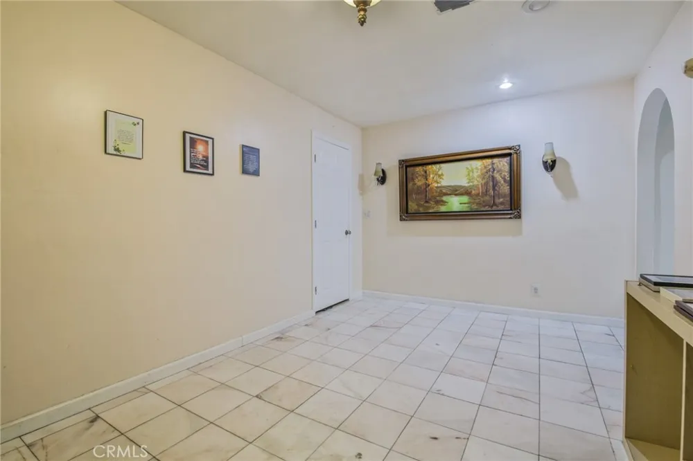 1709 E Luray Street Long Beach, CA 90807