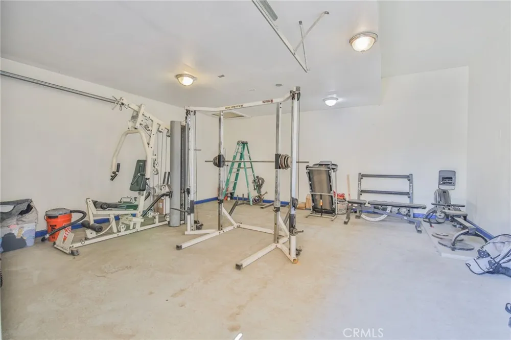 1709 E Luray Street Long Beach, CA 90807