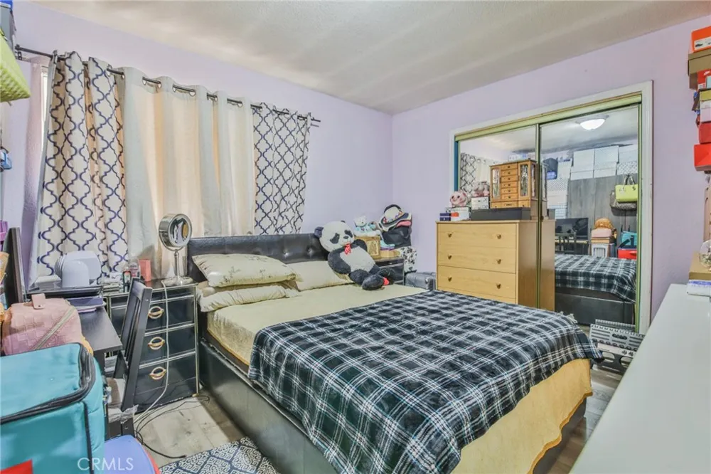1709 E Luray Street Long Beach, CA 90807