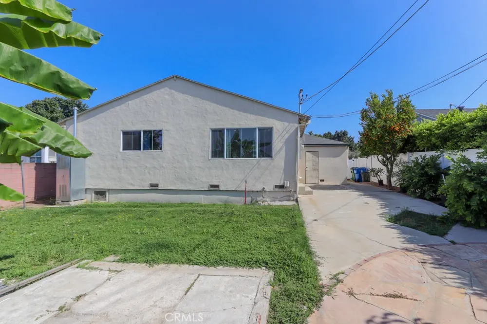 726 W 147th Gardena, CA 90247